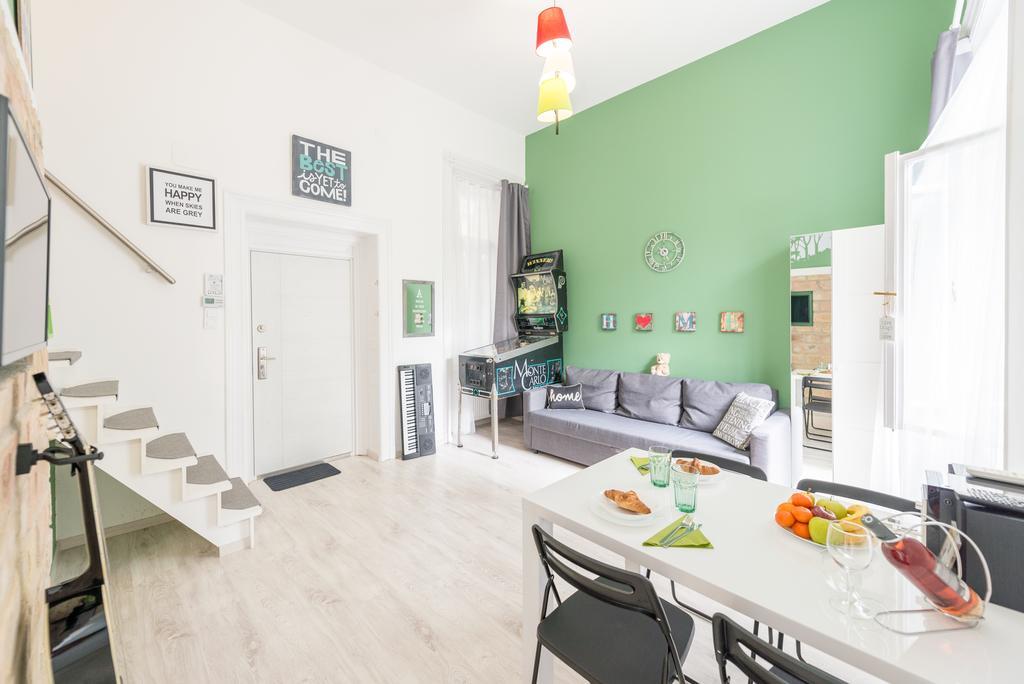 Happy Home Fox Budapest Esterno foto